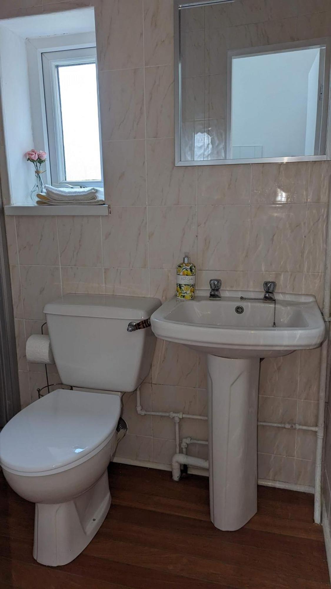 Barton Beachside - Stylish Studio Apartment, Double & Single - Central Beach & Promenade Location - Over 21'S, Family Friendly Only, Id Required Blackpool Exterior foto